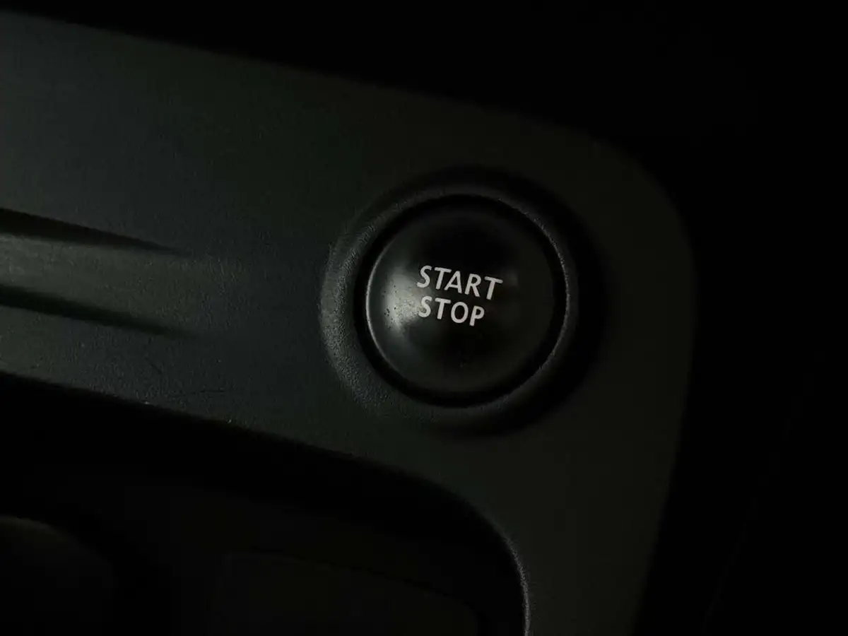 2014-renault-captur-12-dynamique-big-33