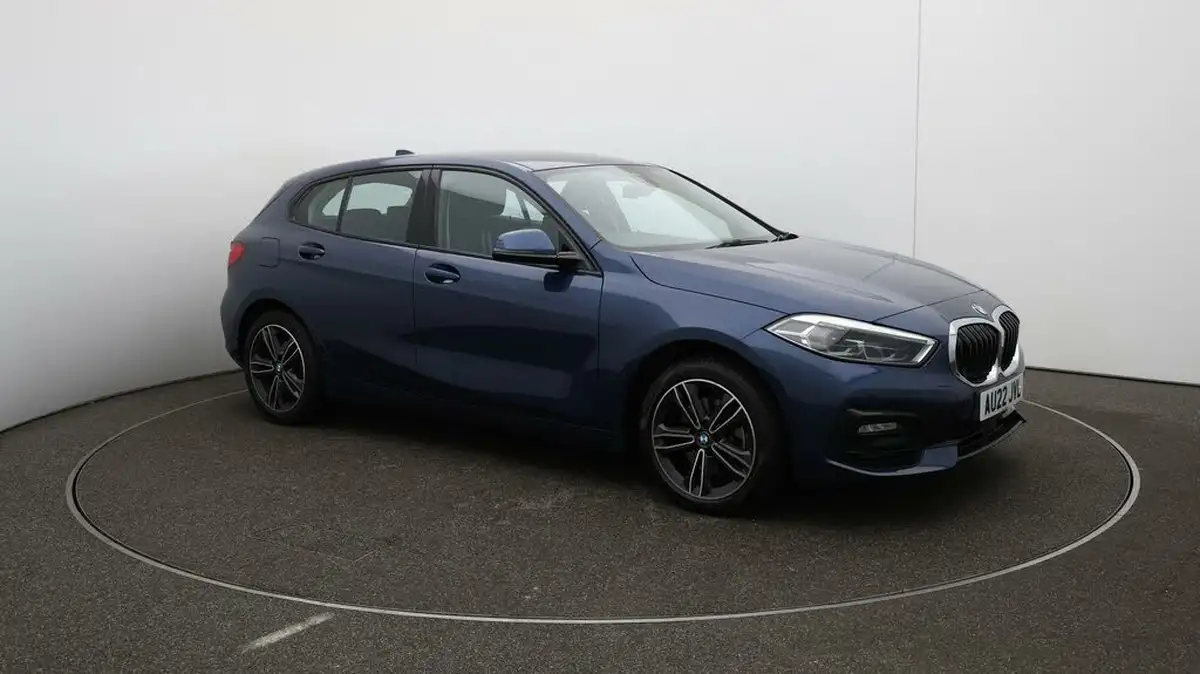 2022-bmw-1-series-15-118i-sport-big-44