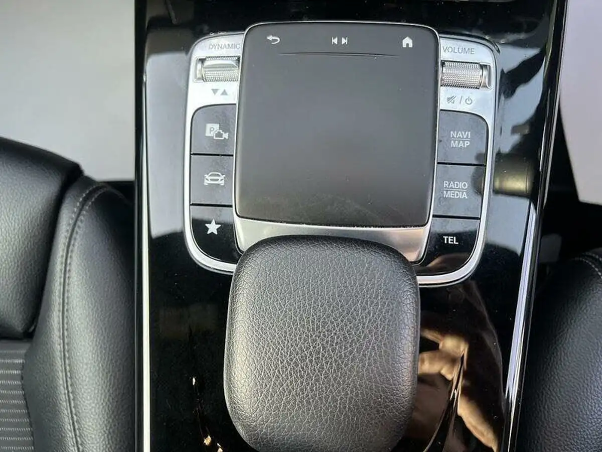 2019-mercedes-benz-a-class-15d-a180d-sport-executive-hatchback-5d-7g-dct-big-47