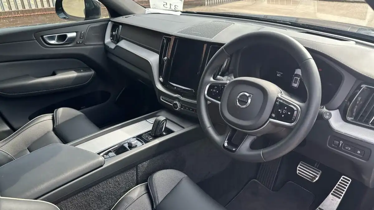 2022-volvo-xc60-20-t8-r-design-pro-455bhp-plug-in-hybrid-big-4