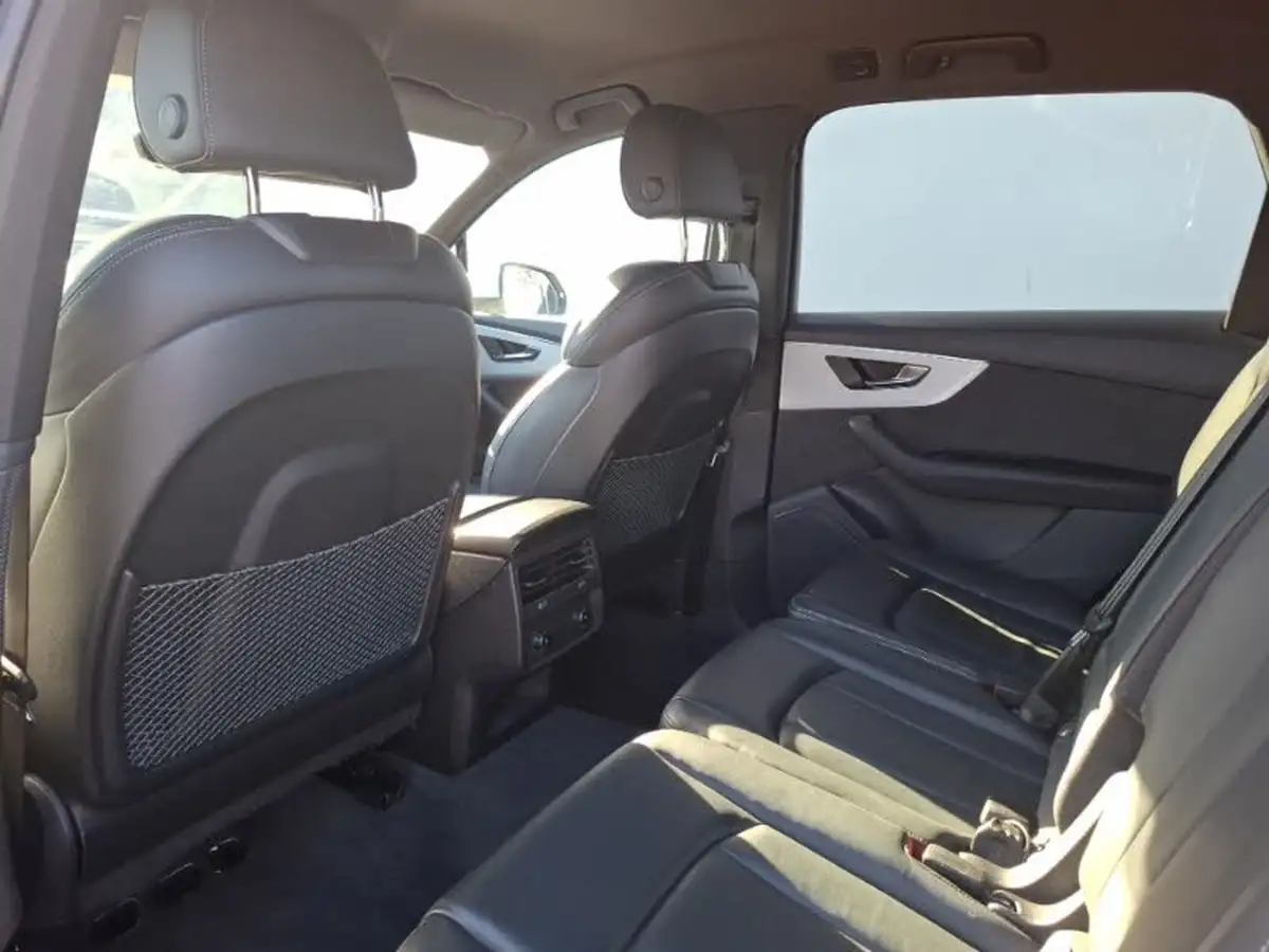 2023-audi-q7-30-55-tfsi-s-line-big-5