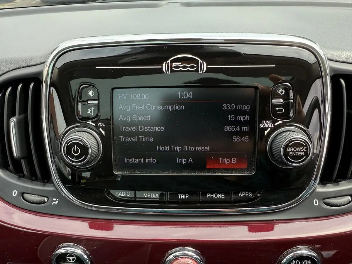 2015-fiat-500-12-lounge-ss-dualogic-big-25
