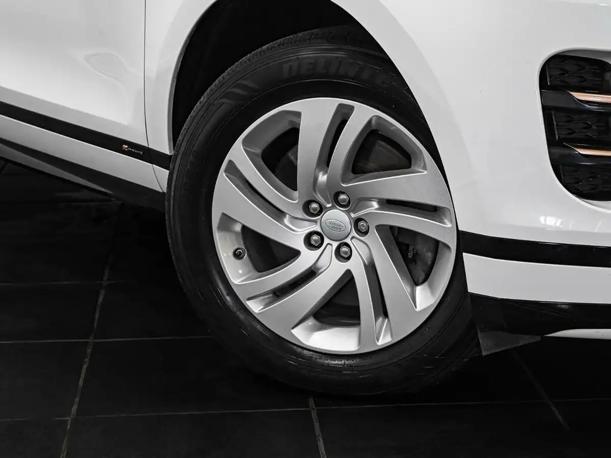 2019-land-rover-range-rover-evoque-20-p200-r-dynamic-s-big-5