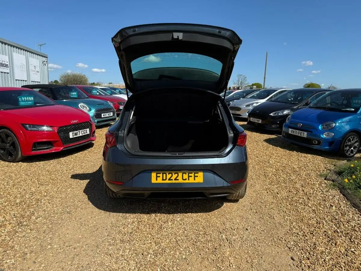 2022-seat-leon-10-tsi-evo-se-dynamic-hatchback-big-10