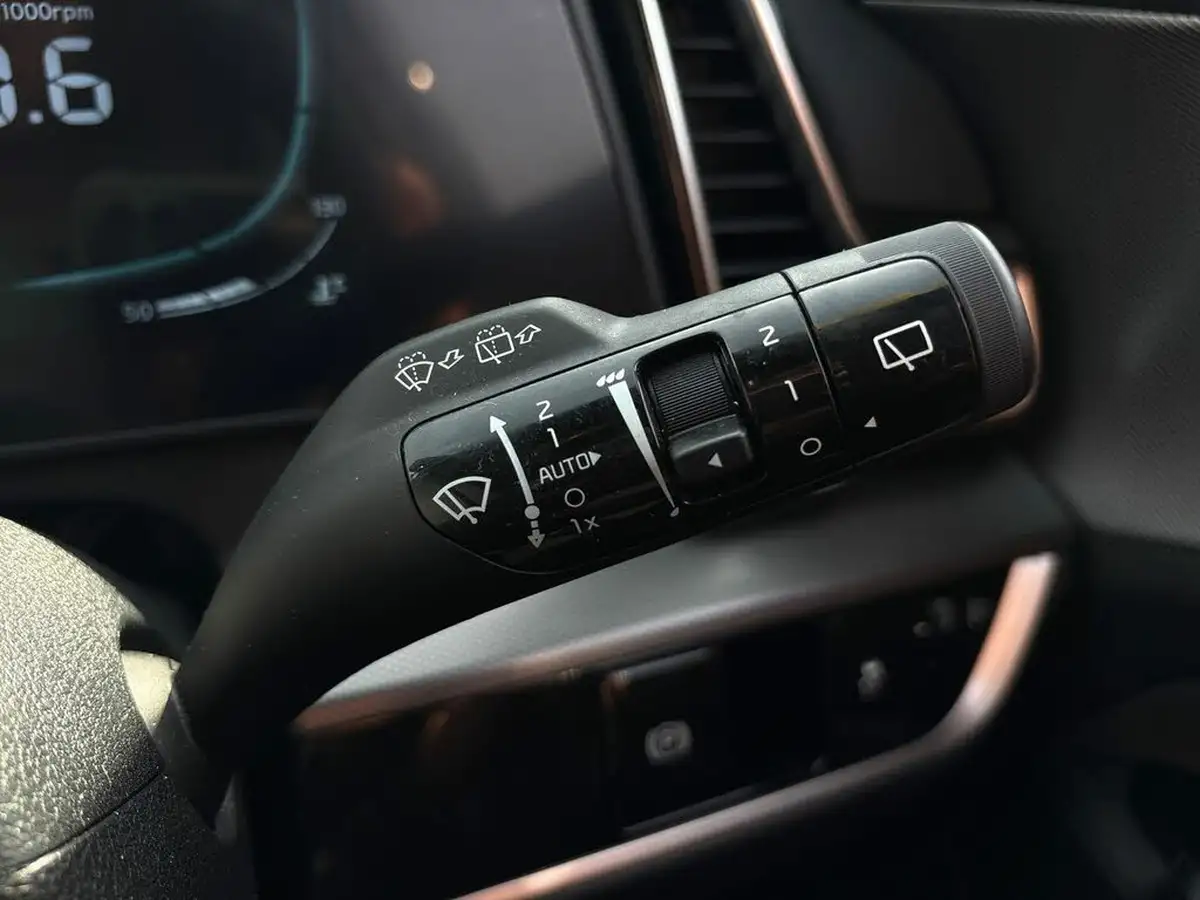 2024-kia-sportage-16-t-gdi-gt-line-157bhp-48v-dct-big-28