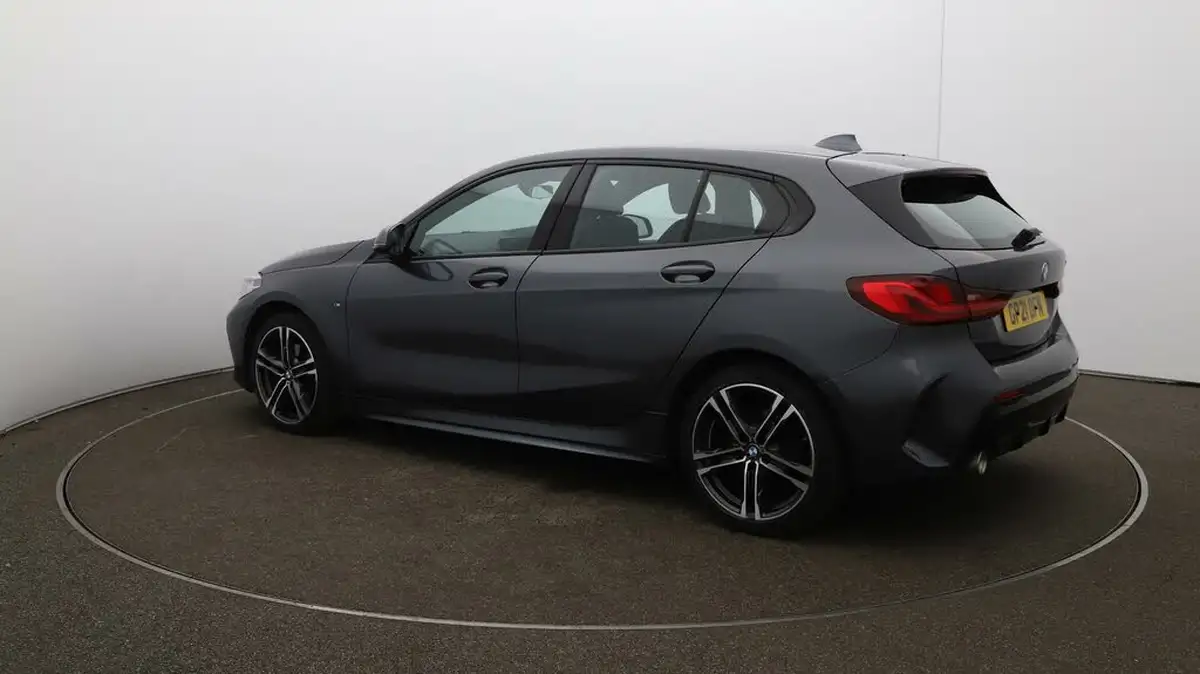 2021-bmw-1-series-15-118i-m-sport-lcp-big-26