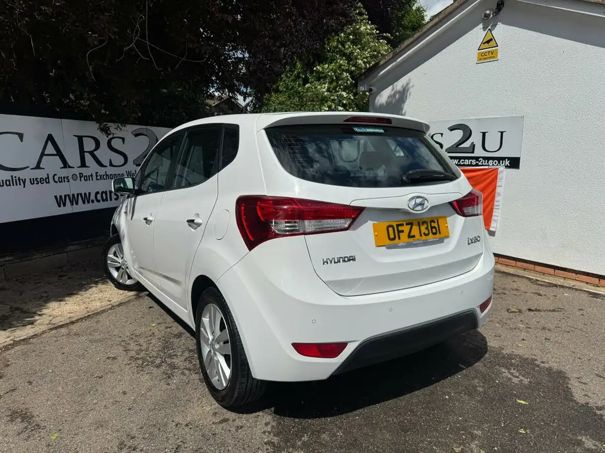 2013-hyundai-ix20-16-active-123bhp-big-8