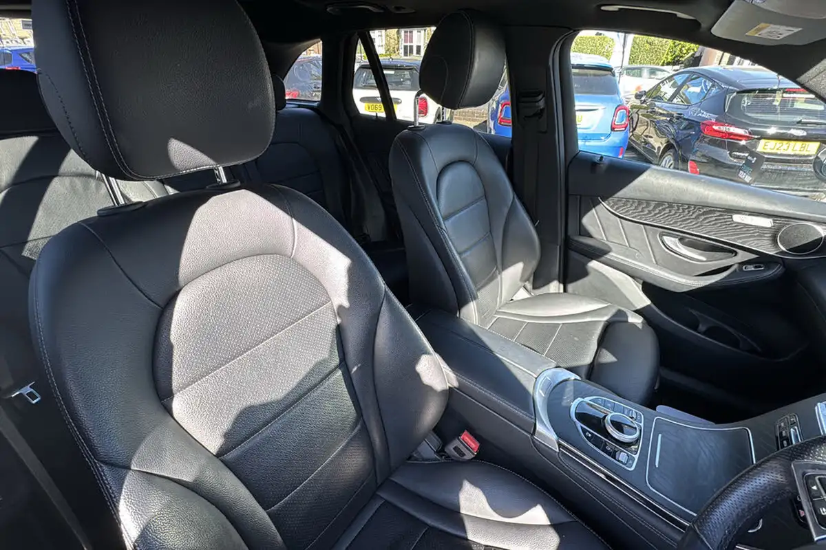 2019-mercedes-benz-glc-class-20-glc250-amg-night-edition-ss-big-36