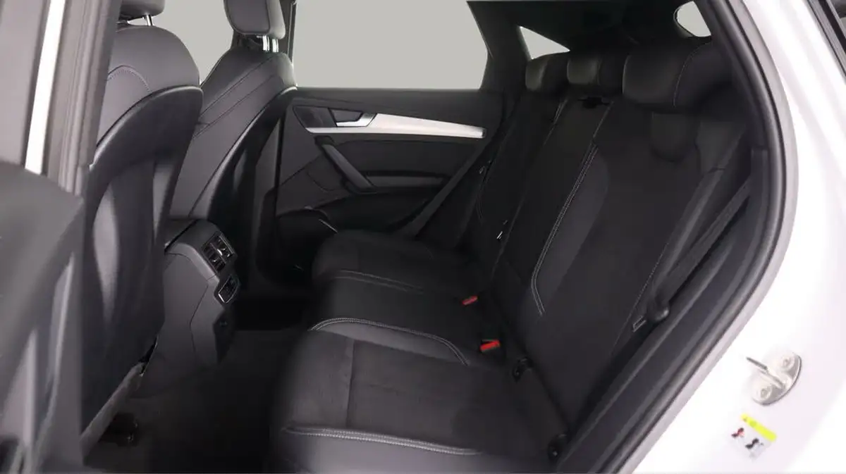 2022-audi-q5-20-45-tfsi-s-line-sportback-big-15