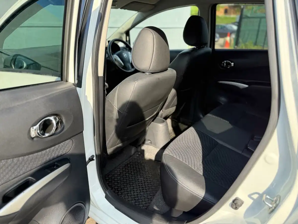 2014-nissan-note-12-tekna-cvt-big-25