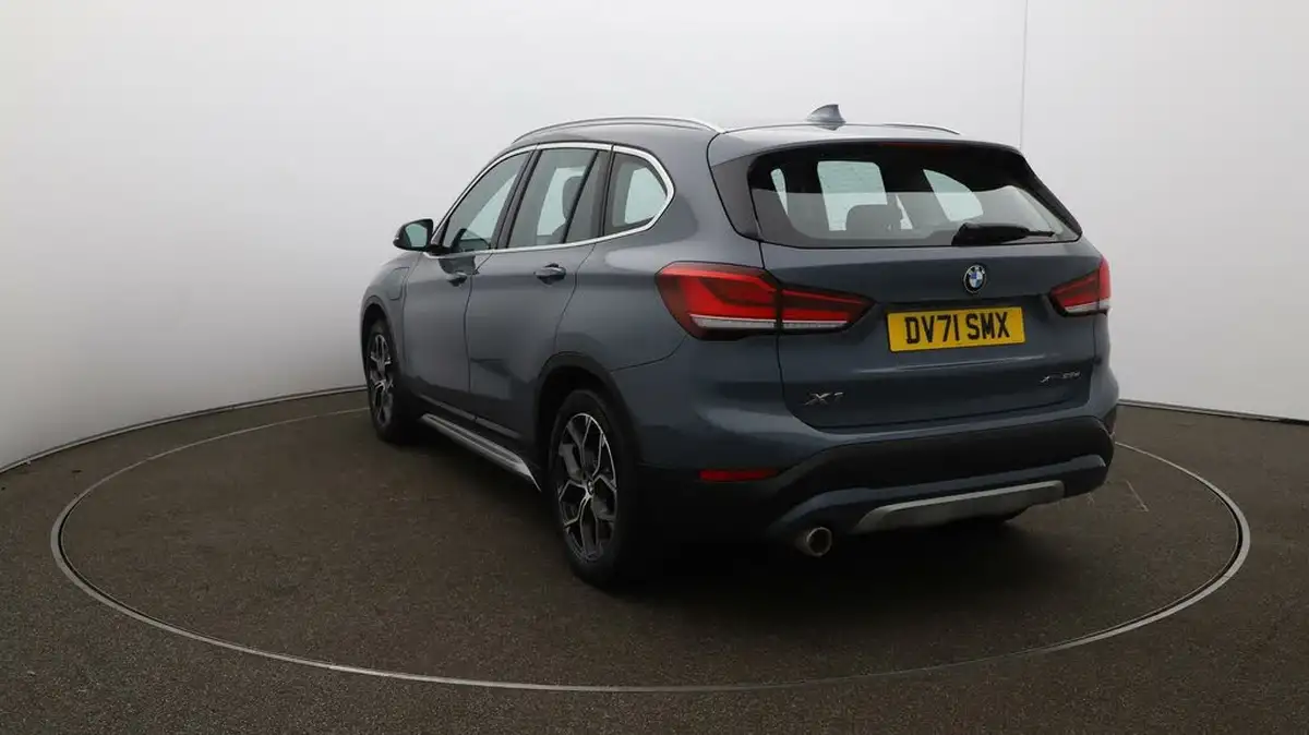 2021-bmw-x1-15-xdrive-25e-phev-xline-big-60