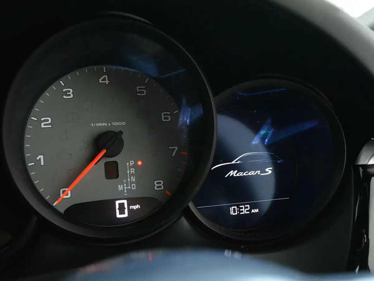 2019-porsche-macan-30-v6-s-big-13
