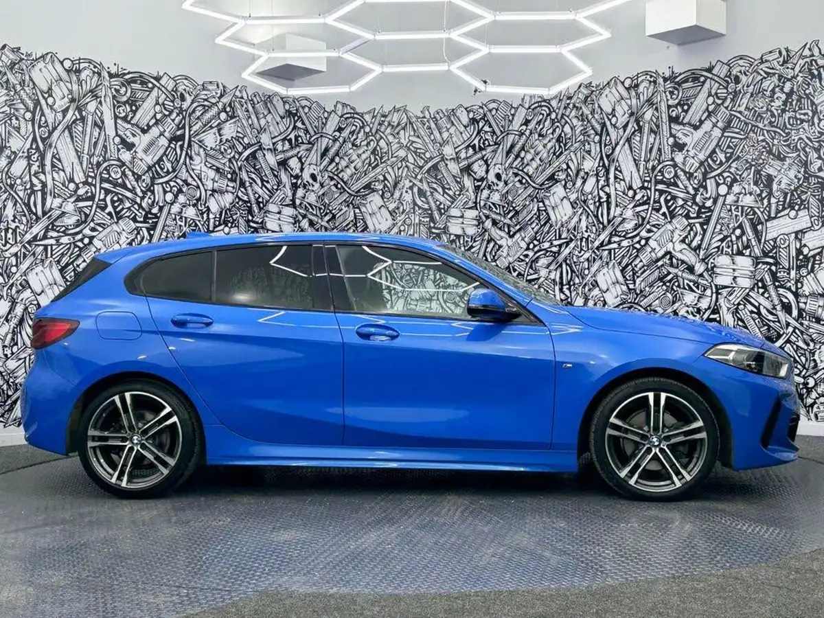 2020-bmw-1-series-20td-118d-sport-auto-big-15