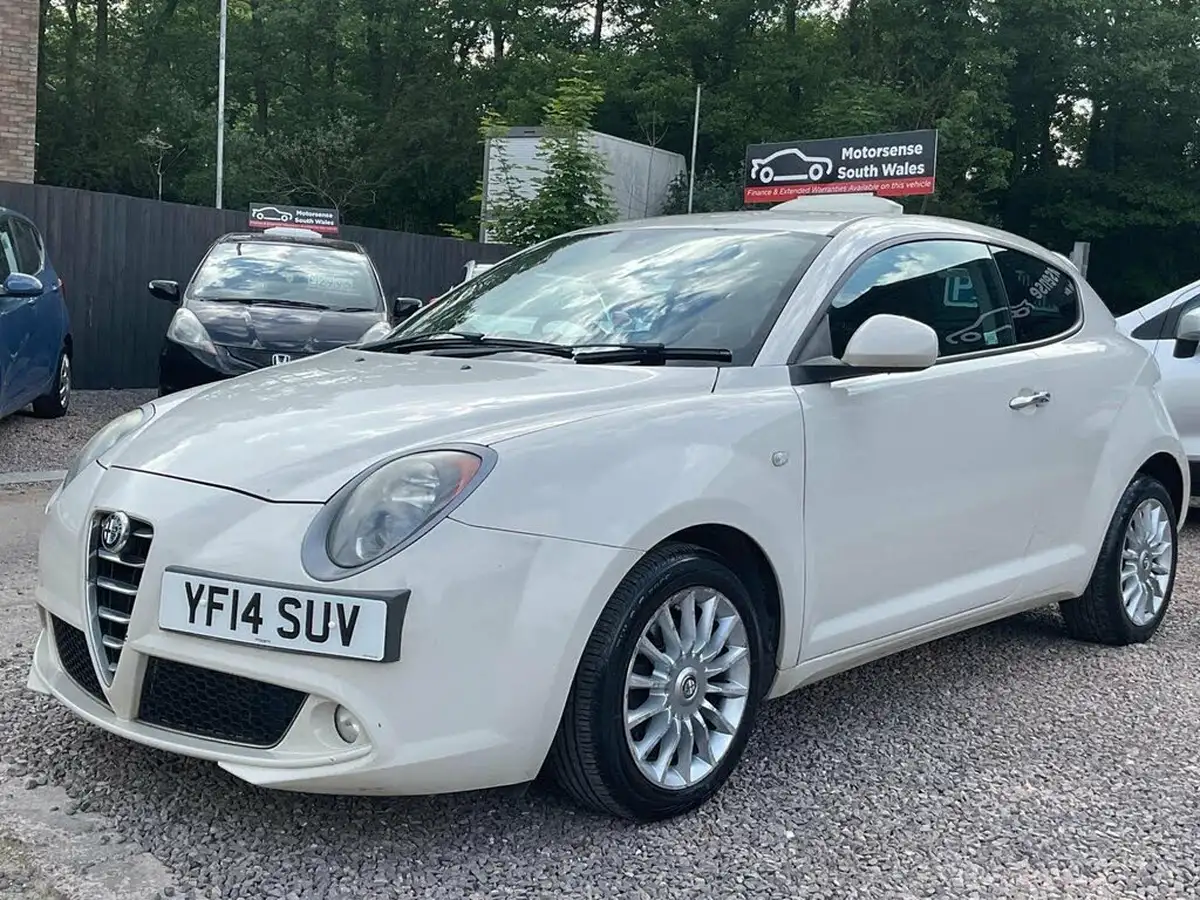 2014-alfa-romeo-mito-13jtdm-2-sprint-big-0