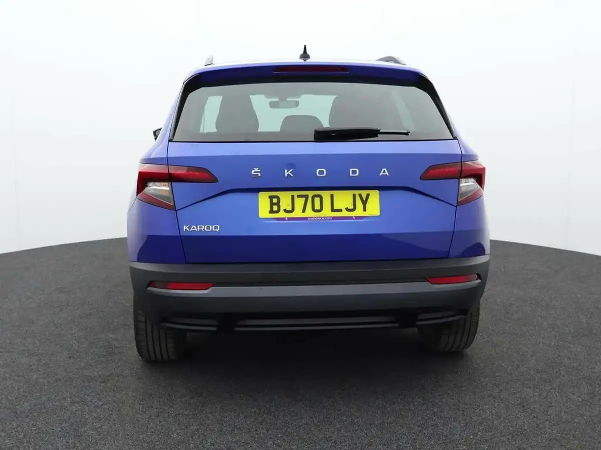2020-skoda-karoq-15-tsi-se-dsg-big-3