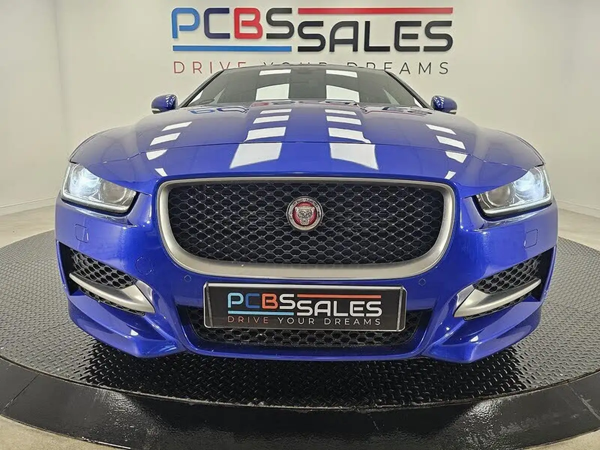 2019-jaguar-xe-20i-r-sport-200ps-big-14
