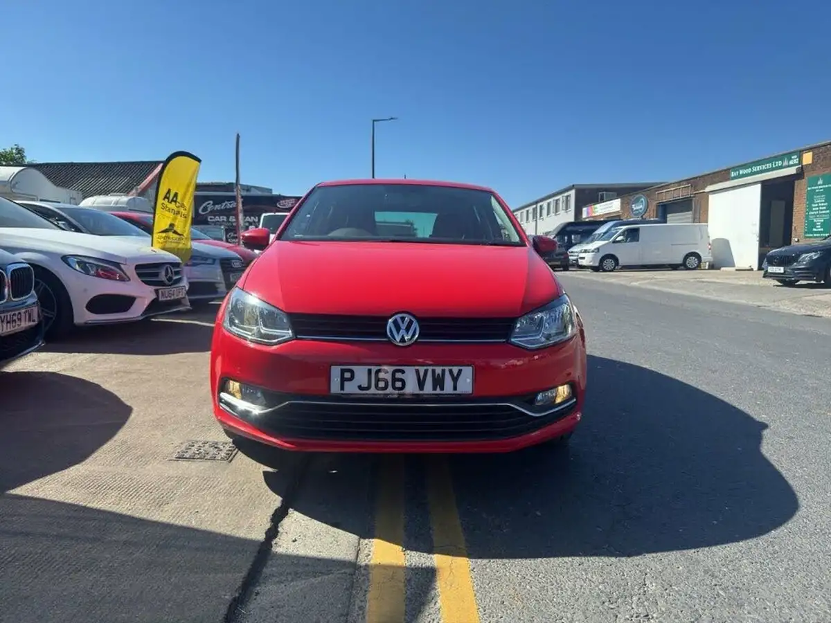 2016-volkswagen-polo-10-match-60ps-5d-big-54