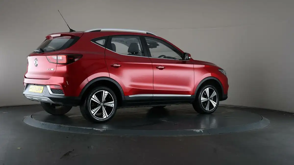 2021-mg-zs-suv-e-exclusive-ev-big-64