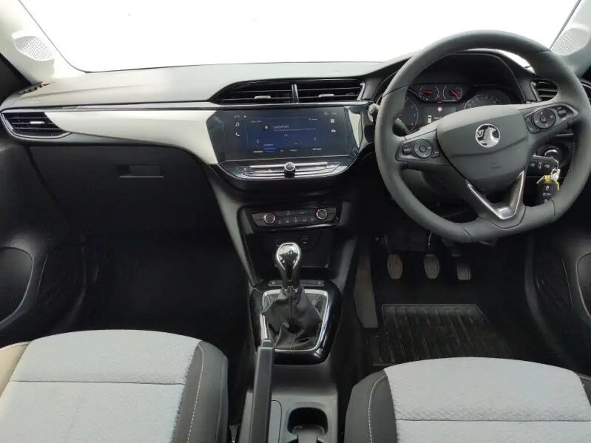 2024-vauxhall-corsa-12i-design-big-2