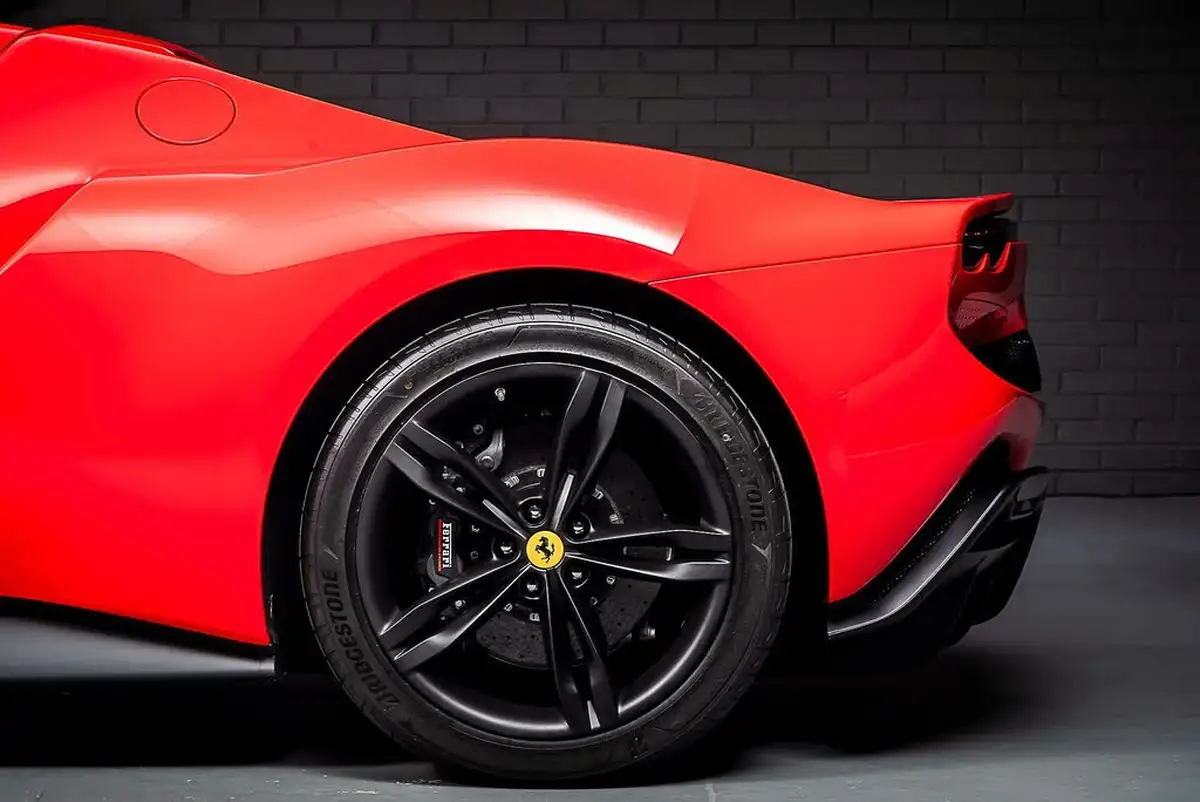 2022-ferrari-296-gtb-big-25