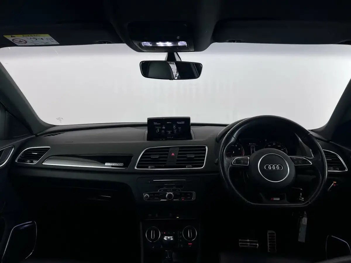 2017-audi-q3-20-tfsi-quattro-black-edition-big-19