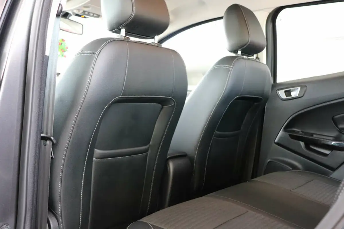 2018-ford-ecosport-10t-titanium-125ps-ss-big-29