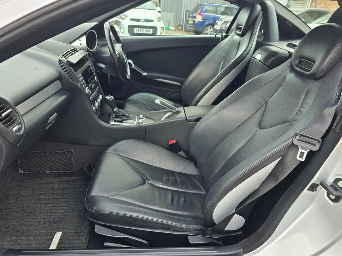 2007-mercedes-benz-slk-30-slk280-7g-tronic-big-23