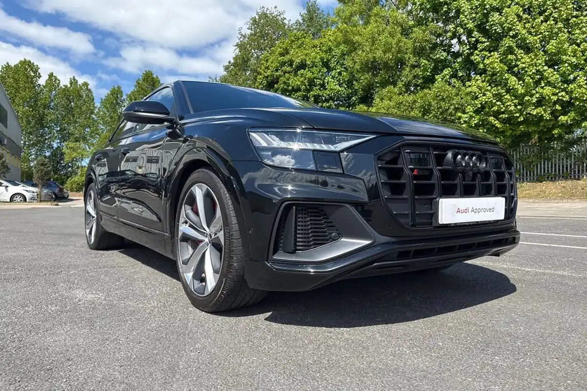 2022-audi-sq8-40-tfsi-black-edition-big-29