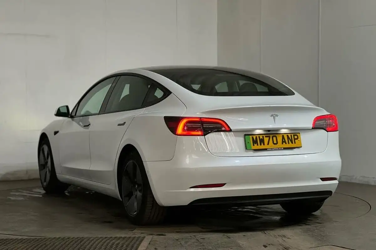 2020-tesla-model-3-e-standard-plus-big-21
