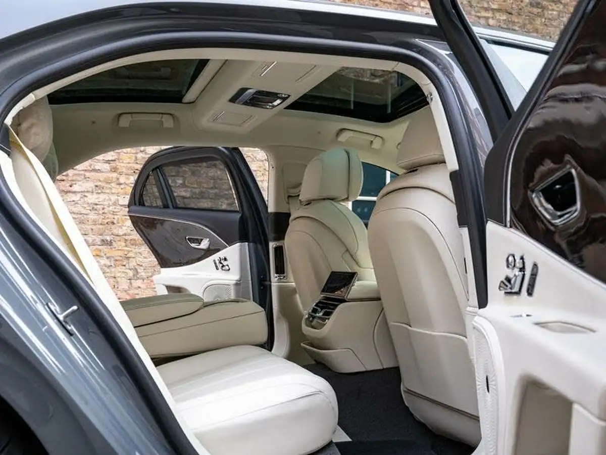 2024-bentley-flying-spur-big-24