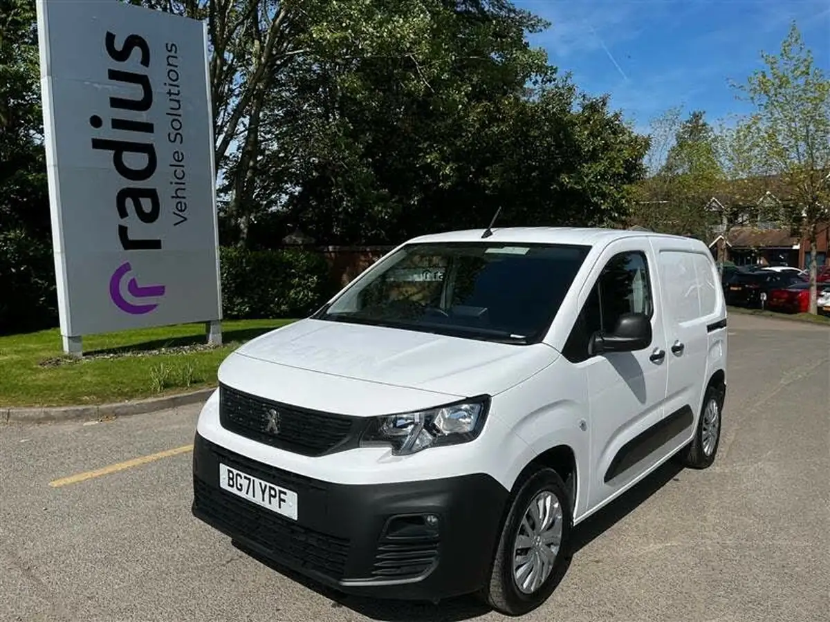 2021-peugeot-partner-15-bluehdi-1000-professional-premium-100pseu6d-big-0