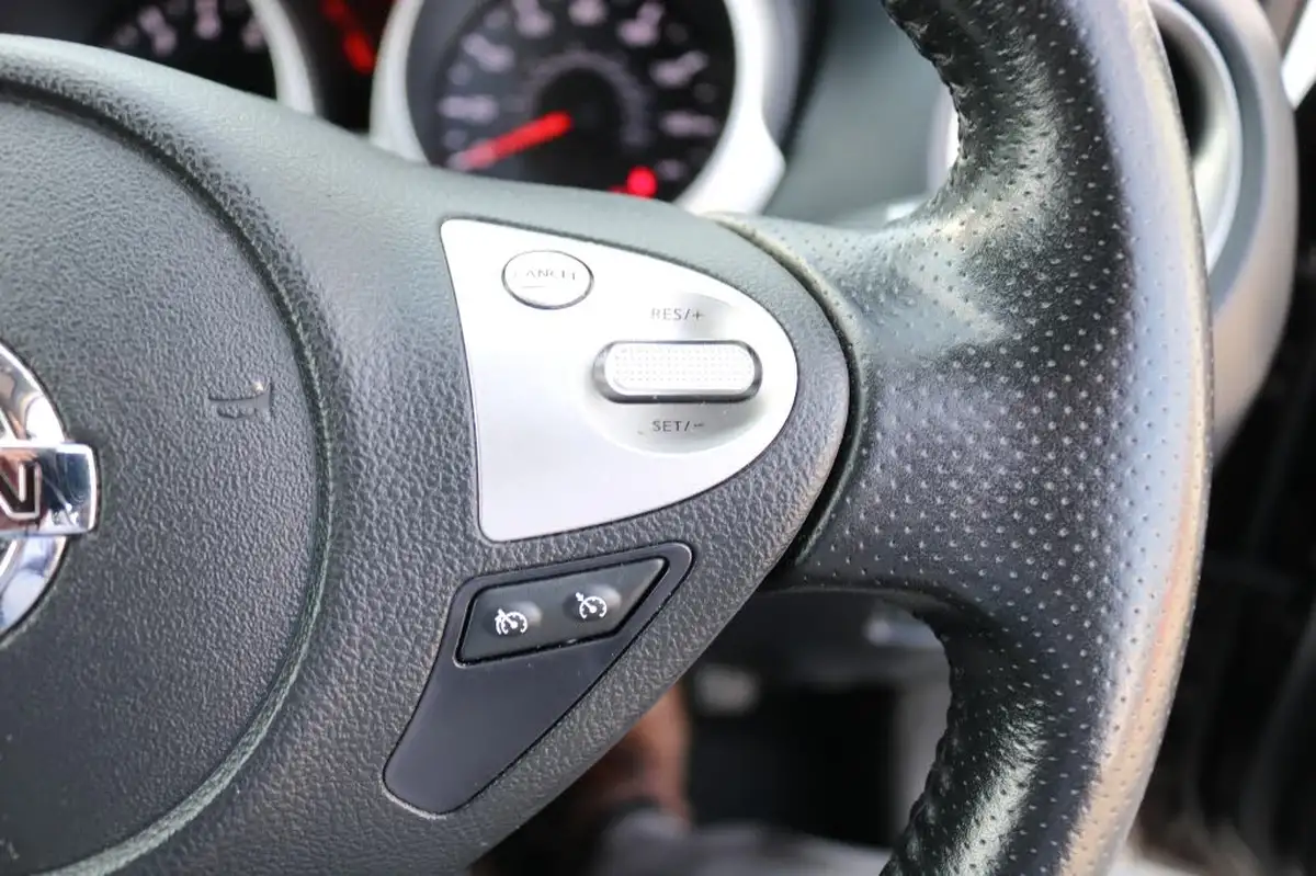 2014-nissan-juke-16-tekna-117ps-1598cc-cvt-big-30
