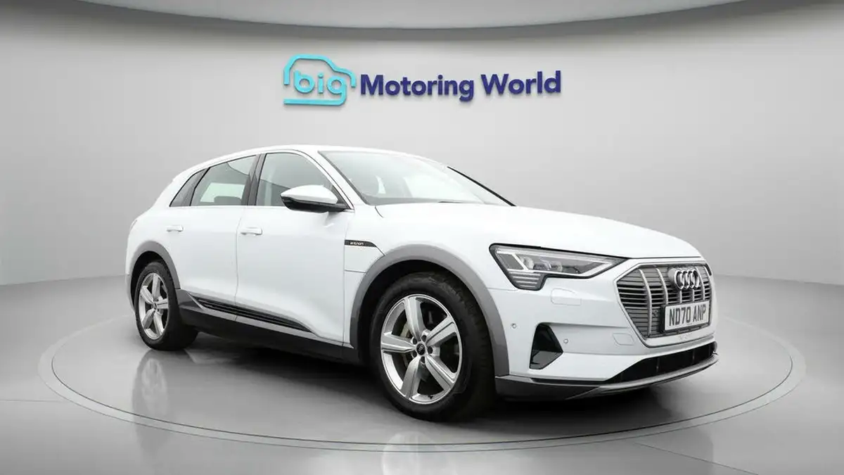 2020-audi-e-tron-50e-technik-big-0