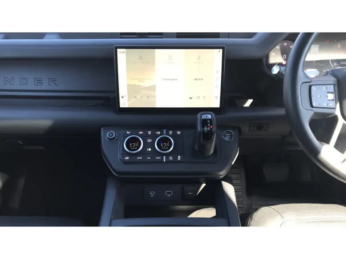 2022-land-rover-110-defender-30-d300-x-dynamic-hse-big-13
