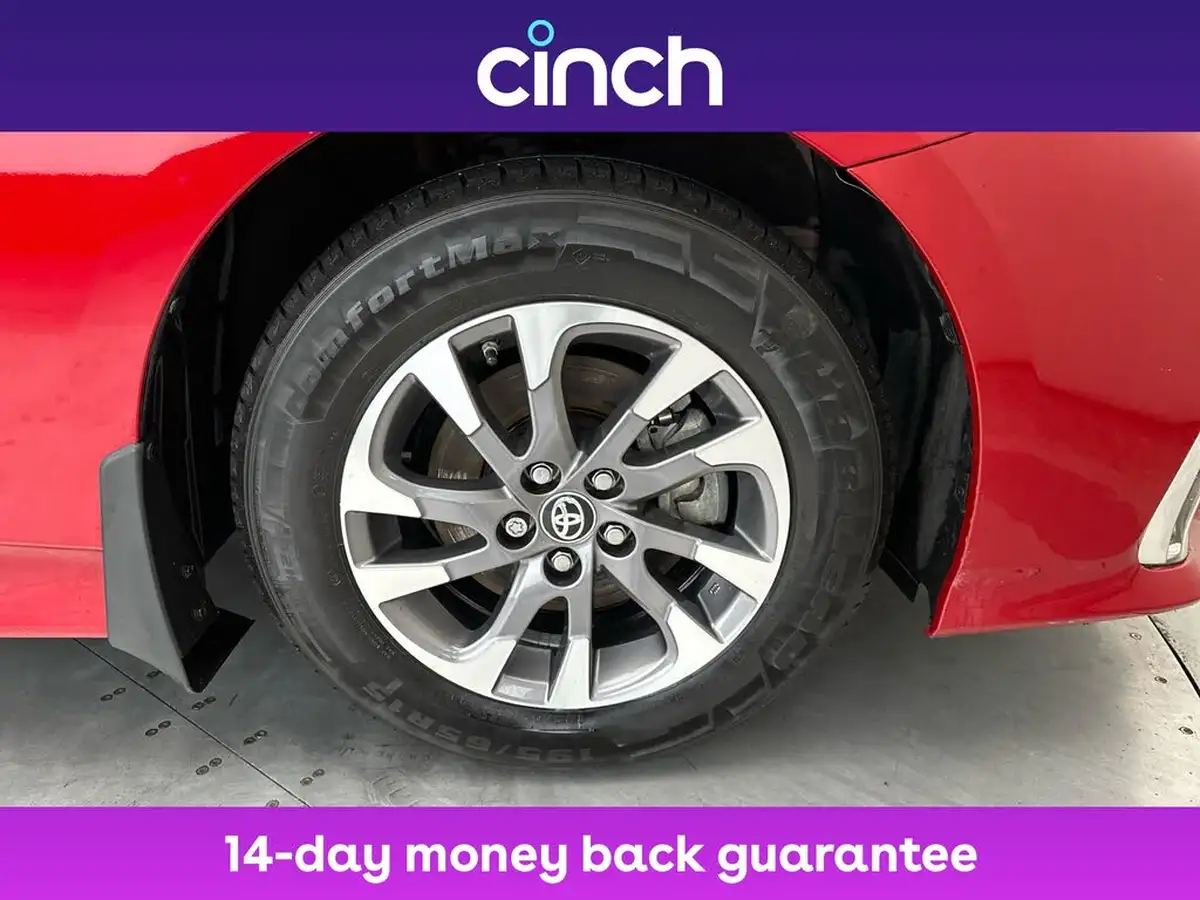 2021-toyota-prius-18-vvt-i-business-edition-plus-15in-alloys-cvt-big-26