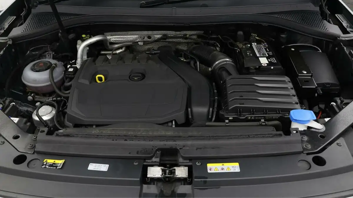 2022-volkswagen-tiguan-15-tsi-life-150ps-big-18