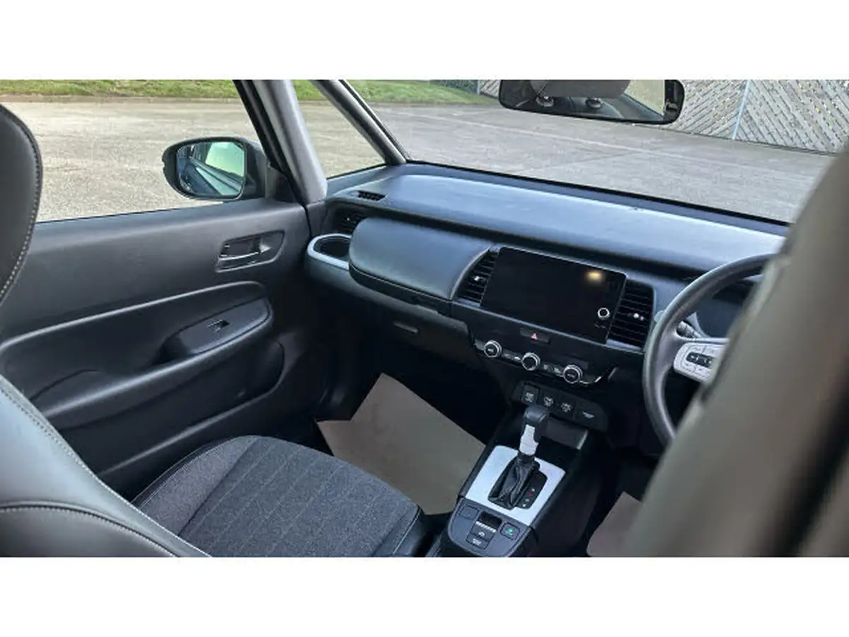 2021-honda-jazz-15-i-mmd-sr-109ps-big-13