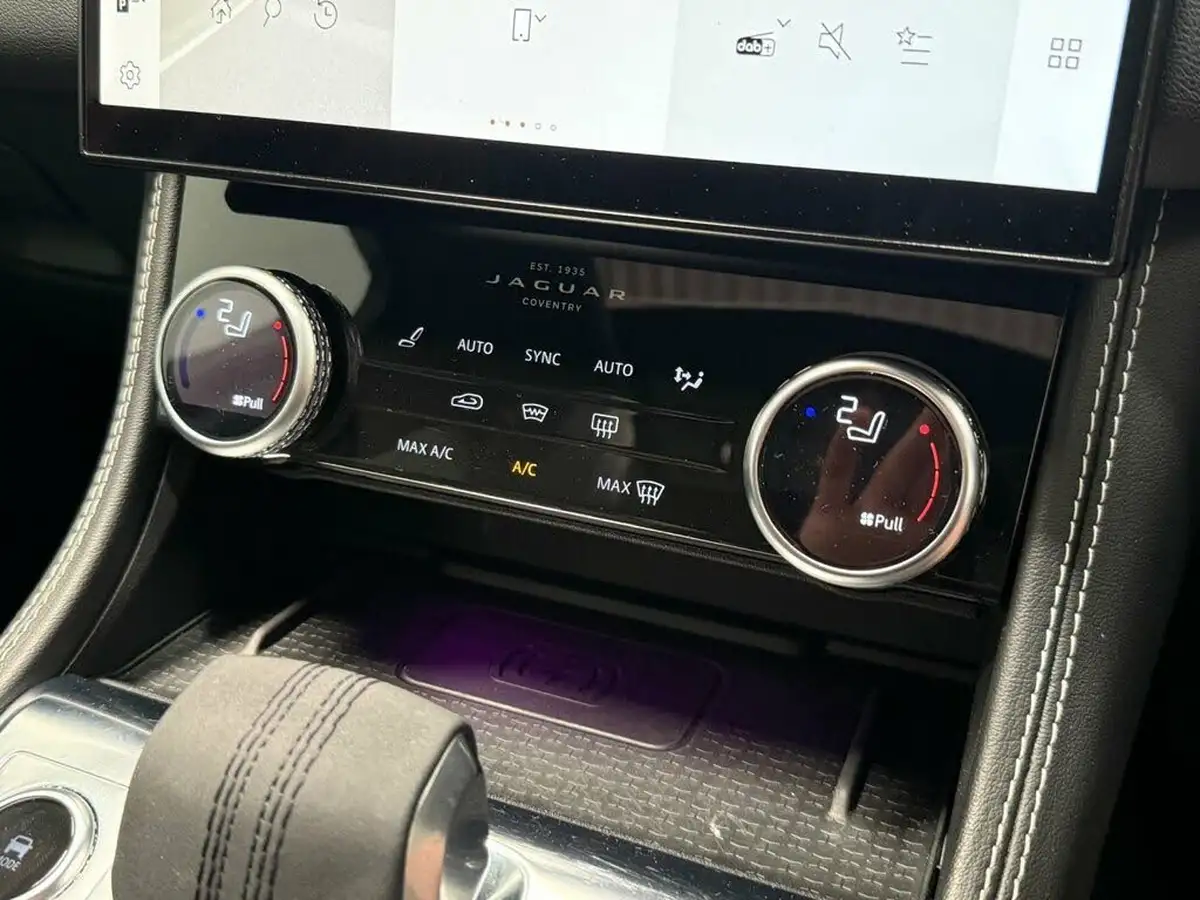 2021-jaguar-f-pace-20-d200-r-dynamic-se-mhev-big-21