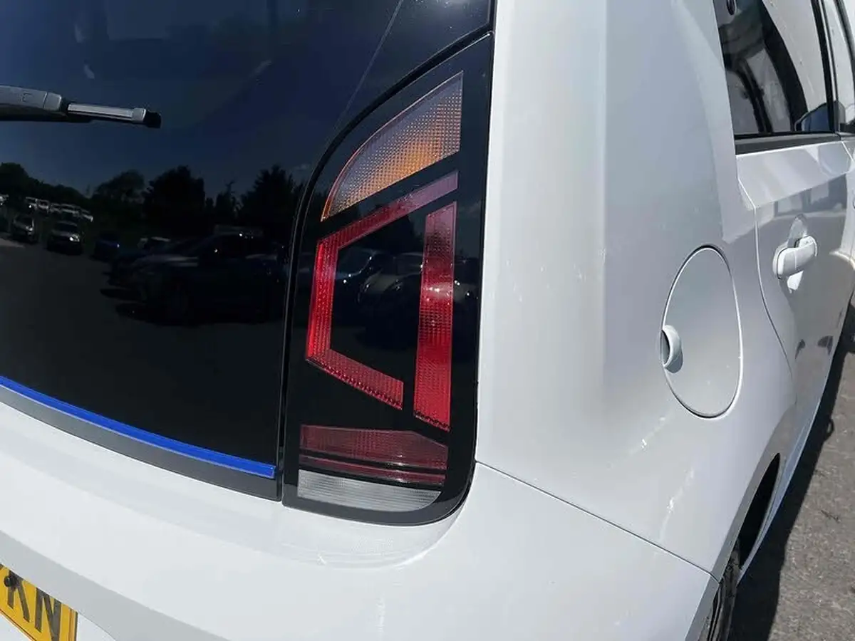 2022-volkswagen-up-e-e-up-big-16