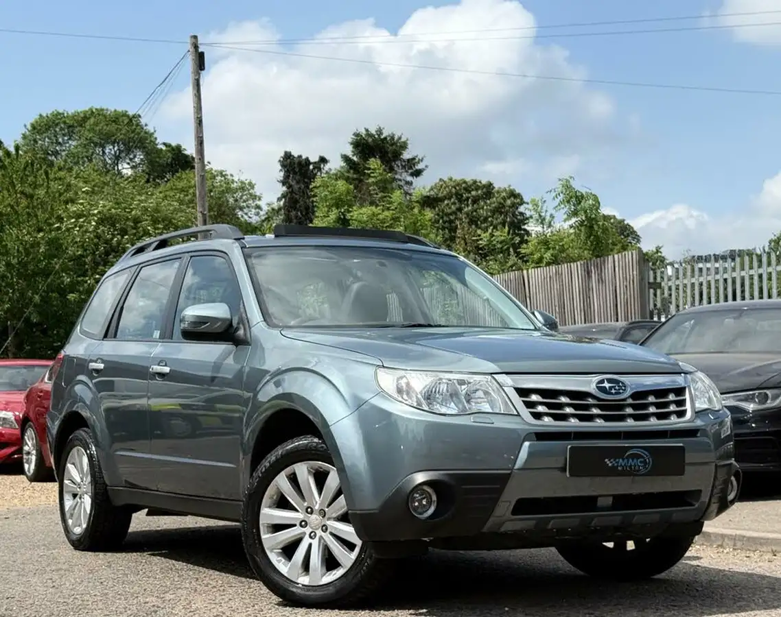2011-subaru-forester-20-xs-big-2