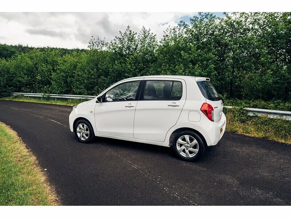 2016-suzuki-celerio-10-sz3-dualjet-big-43