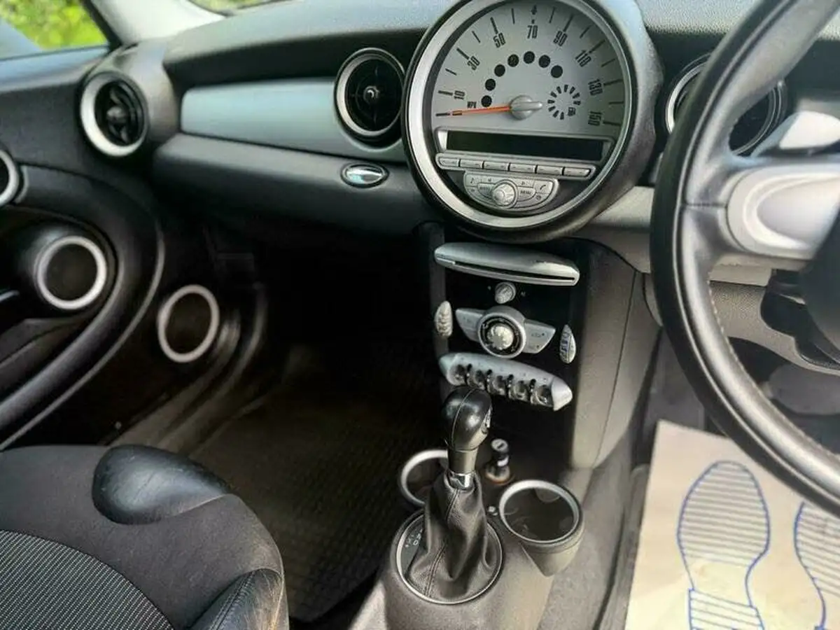 2008-mini-clubman-16-cooper-120bhp-auto-big-42