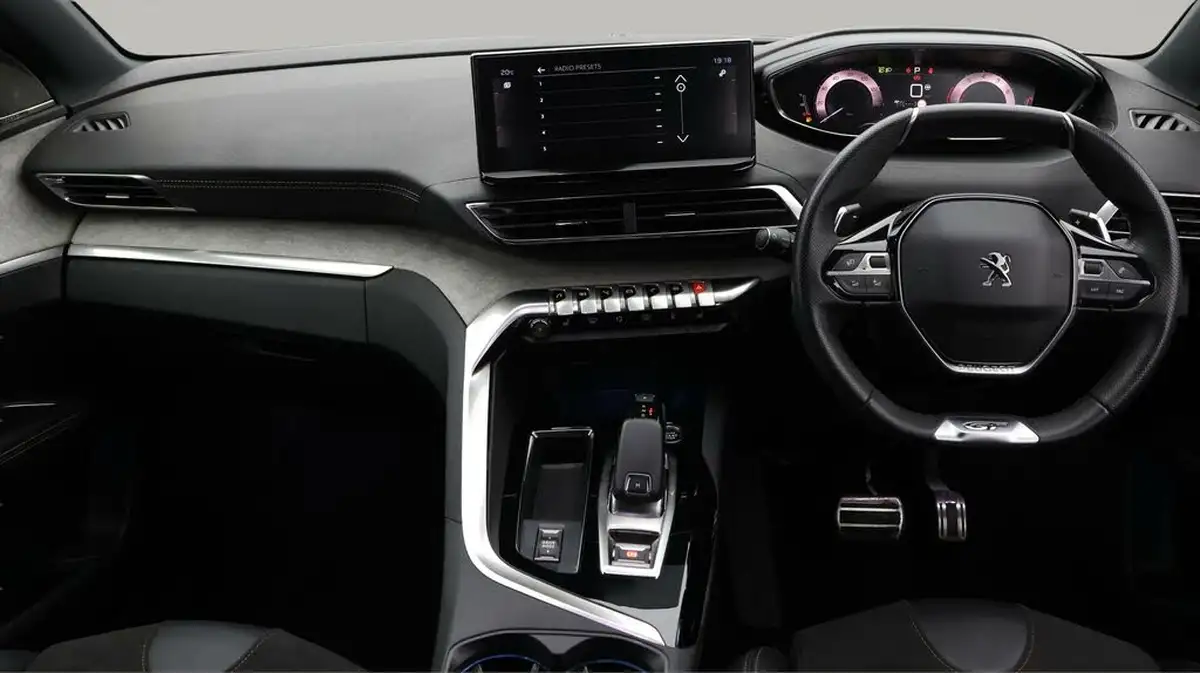 2022-peugeot-3008-suv-12-puretech-gt-premium-big-12
