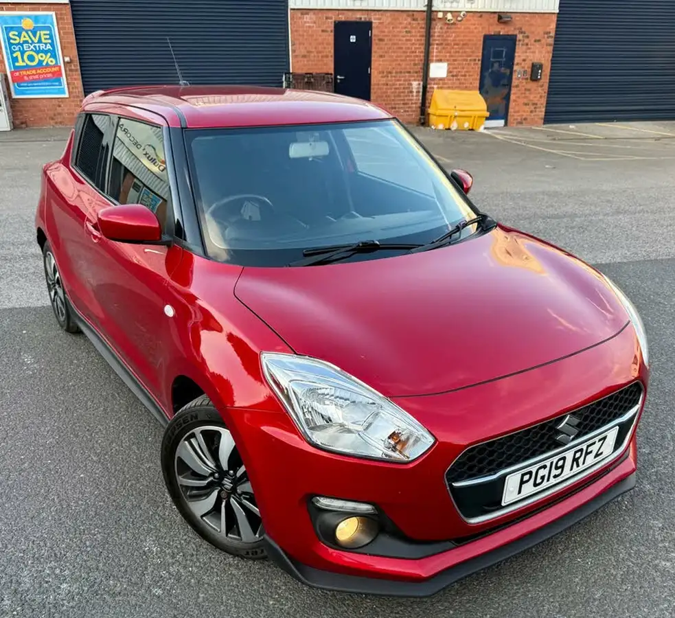 2019-suzuki-swift-12-dualjet-attitude-big-3