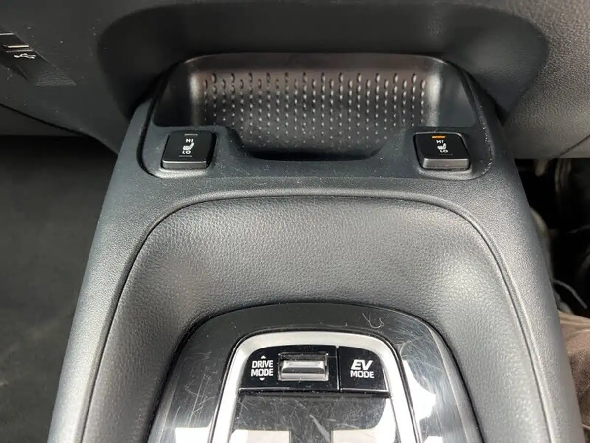 2021-toyota-corolla-20-vvt-i-icon-tech-touring-sports-big-50