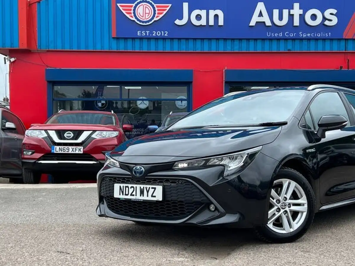 2021-toyota-corolla-20-vvt-i-icon-tech-touring-sports-big-26