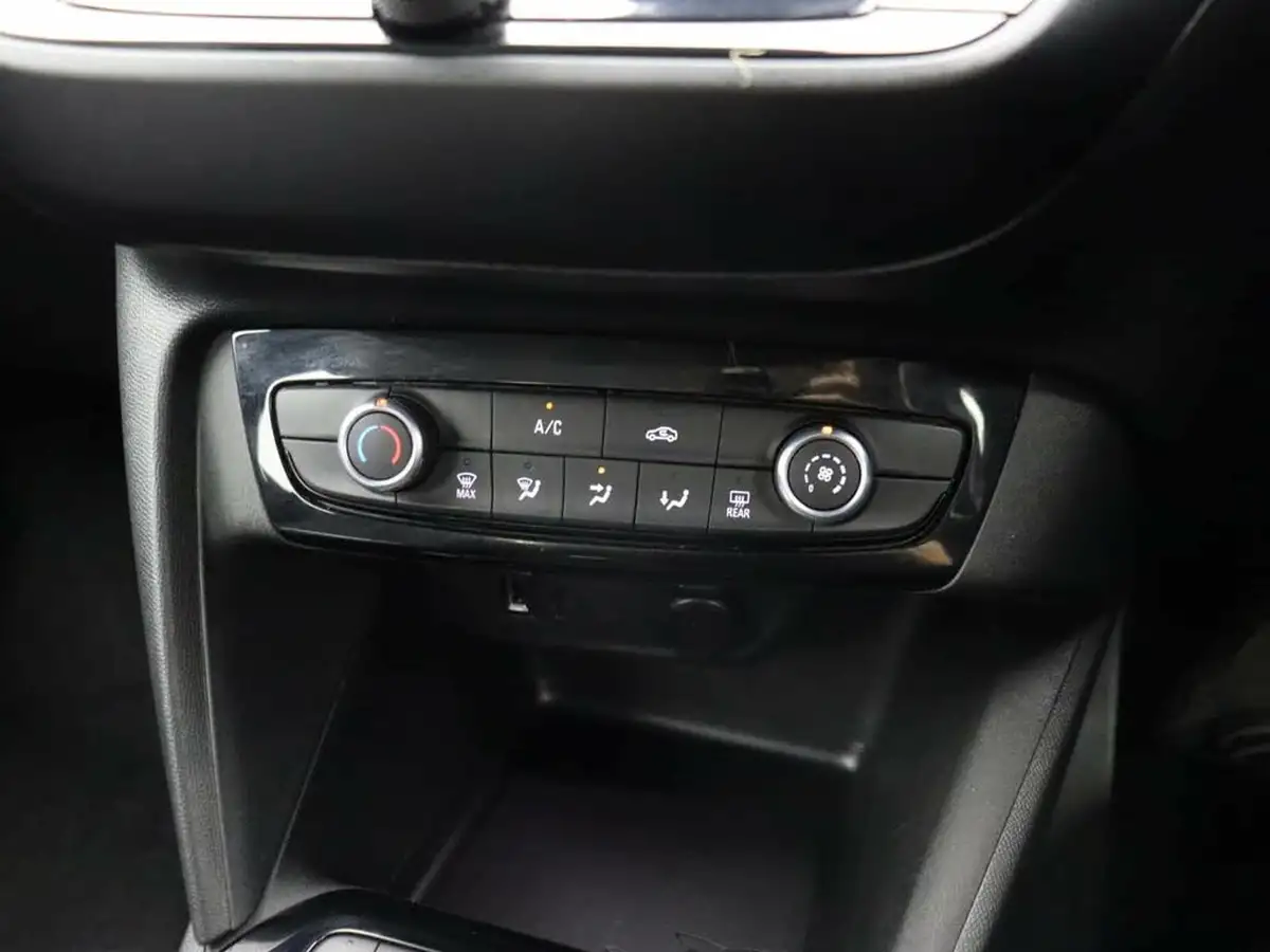 2022-vauxhall-corsa-12i-design-big-28