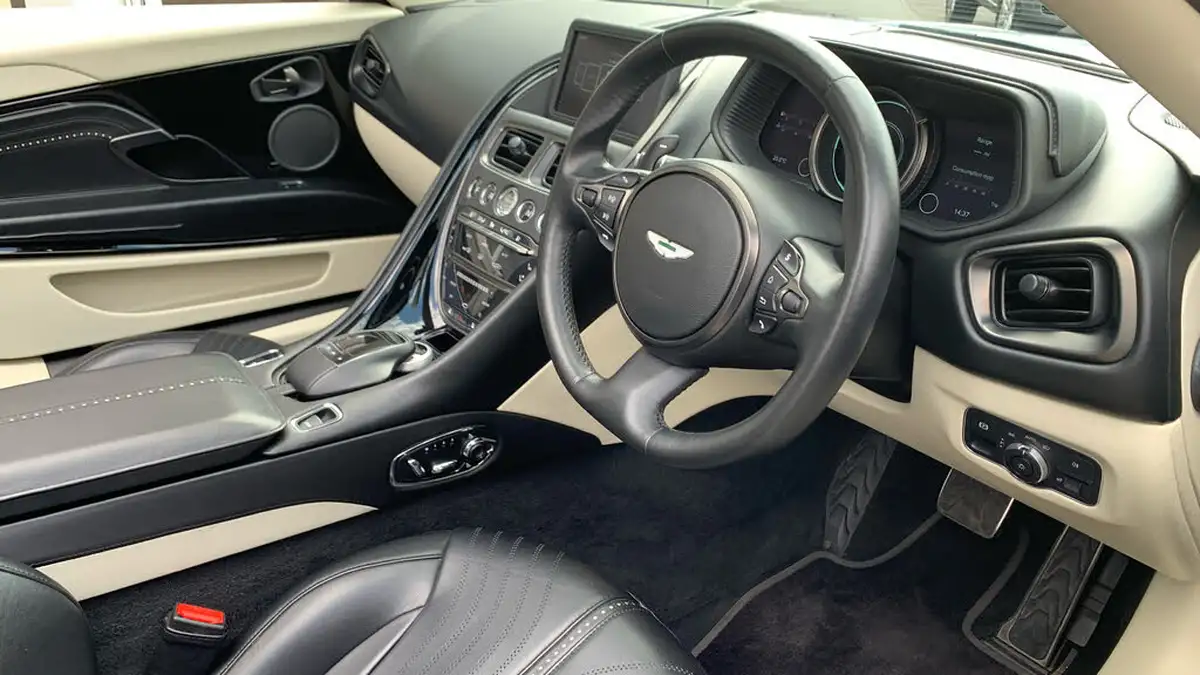 2021-aston-martin-db11-40-v8-503bhp-big-2