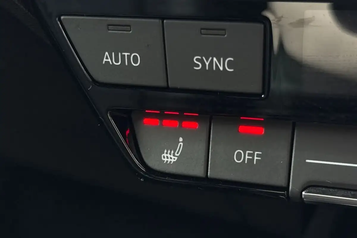 2023-audi-q4-e-tron-50e-black-edition-station-wagon-big-47