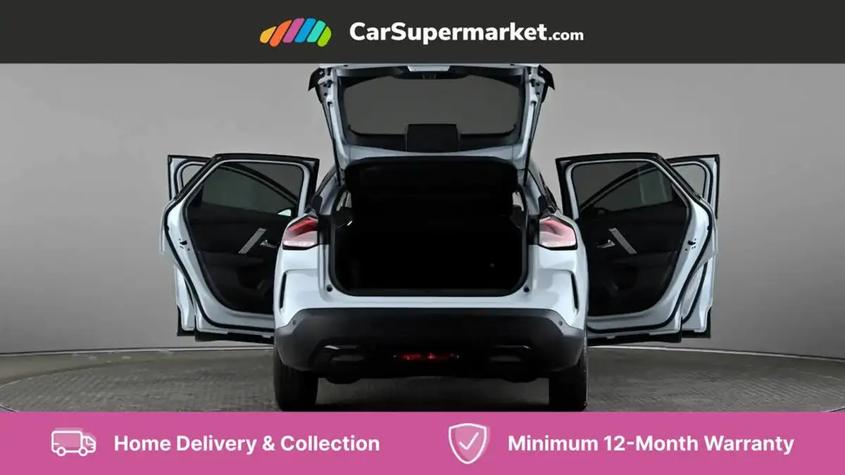 2024-citroen-c4-e-e-series-156ps-54kwh-big-10